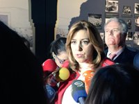 Susana Díaz atribuye a la oposición "útil" del PSOE la décima extra de déficit y la subida del SMI