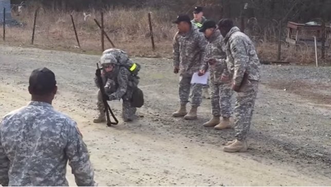 Una capitana de US Army acaba la prueba final del EMFB