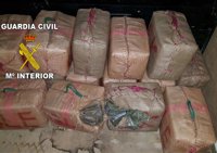 Detenido en la A-4 a su paso por Santa Elena (Jaén) con 480 kilos de hachís