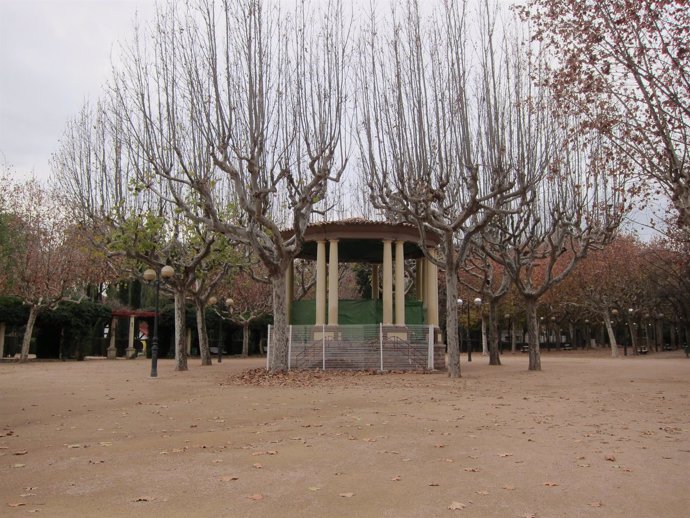 Quiosco de la música del Parque Miguel Servet de Huesca