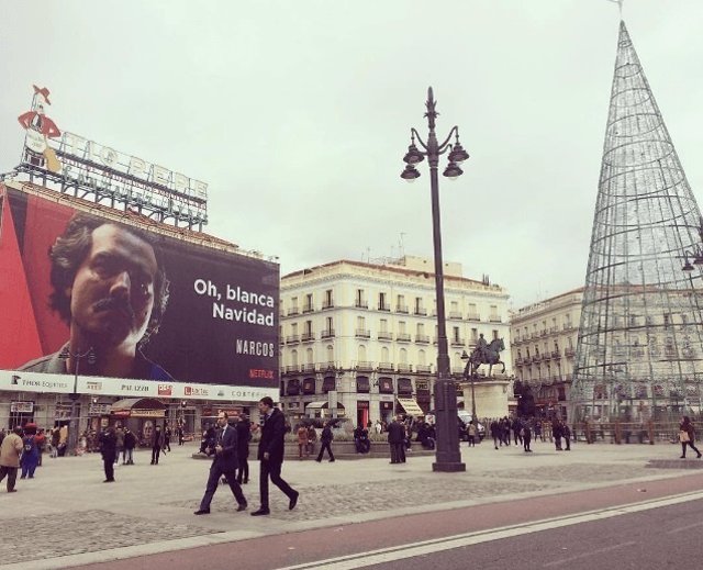 Polémica publicidad de Netflix en la Puerta del Sol
