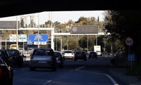 Varios accidentes en Madrid, Valencia, Sevilla y Barcelona complican el inicio de la Operación Salida