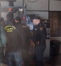 Tres detenidos por pagar entre 6 y 10 euros a personas sin contrato para recoger naranjas