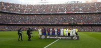 Barcelona y Real Madrid guardan un minuto de silencio por el Chapecoense