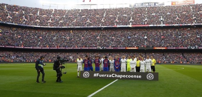 Minuto silencio Chapecoense Clásico Barcelona Real Madrid