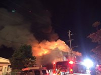 Ascienden a 33 los muertos en el incendio en una fiesta en Oakland (EEUU)