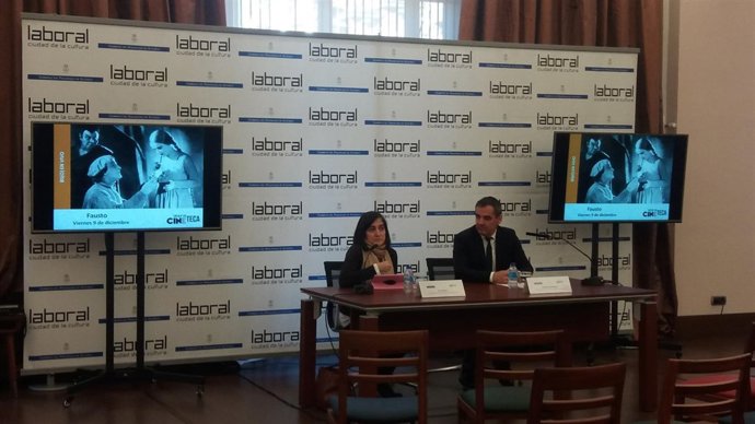 Ana Mateo, Gerente de la OSPA, y Vicente Domínguez, Viceconsejero de Cultura.