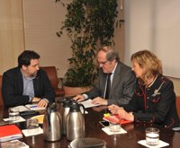 El alcalde de Rivas y el portavoz del PSOE en la Asamblea comparten la mayoría de las soluciones