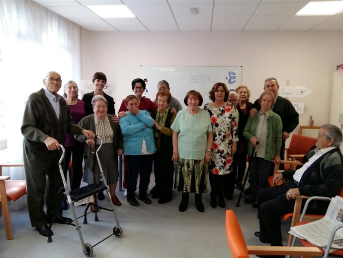 Broto ha visitado la residencia del IASS en Movera.