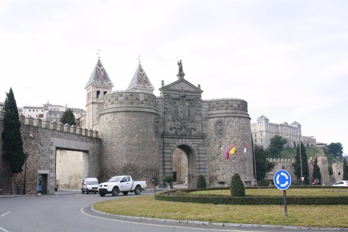 Puerta Bisagra, Toledo