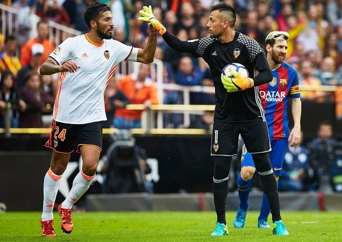Diego Alves y Garay  (Valencia CF - Barcelona)