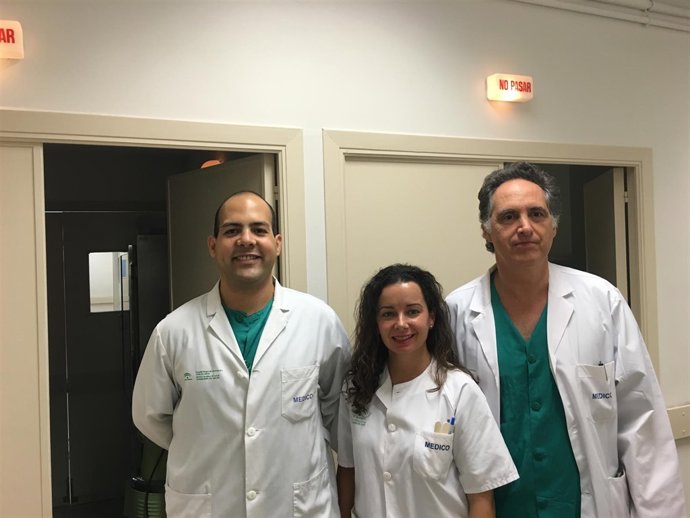 Cirujanos maxilofacial  prótesis hospital regional de málaga