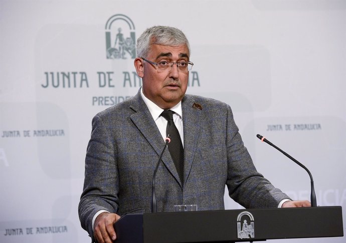 Antonio Ramírez de Arellano, consejero de Economía, en rueda de prensa