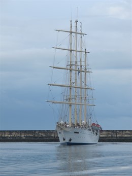 El velero 'Star Clipper' el año pasado en el puerto de Motril