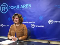 PP pide un "plan urgente" para aligerar listas de espera