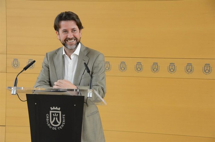 Nota De Prensa Y Fotografías: Consejo De Gobierno Acuerdos