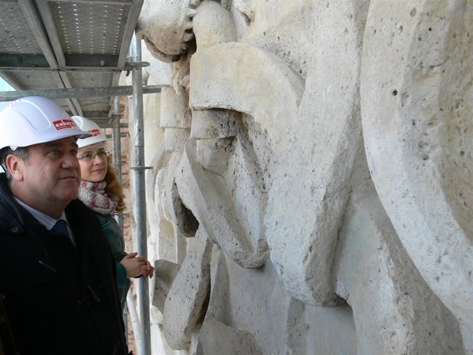 Comunicacion.Dtva.Jcyl Nota Y Fotos Trillo Visita Restauracion Iglesia Santa Mar
