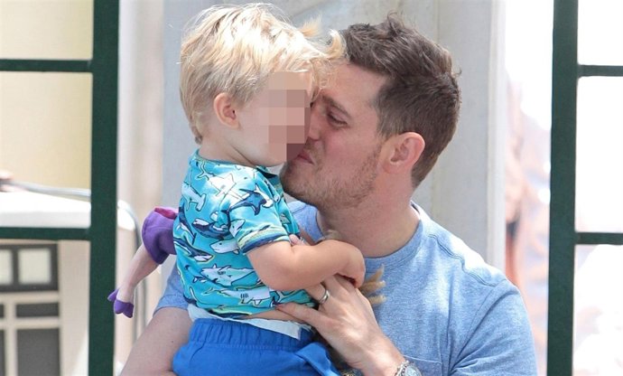 MICHAEL BUBLÉ CON SU HIJO NOAH