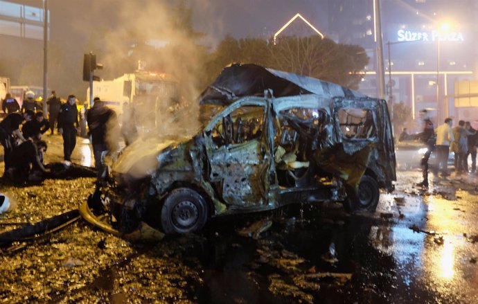 Atentado junto al estadio del Besiktas en Estambul