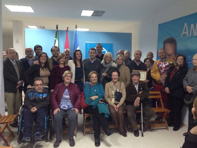 El presidente del PP de Cádiz en un acto con afiliados en Chipiona