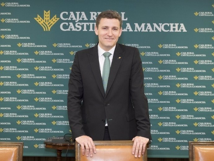 Víctor Manuel, Caja Rural