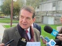 Caballero (PSOE) ve "ridículo" que se hagan actos públicos para pedir que el congreso se adelante "dos meses" 