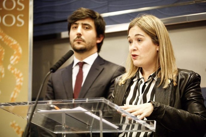 Marta Rivera de la Cruz en rueda de prensa en el Congreso