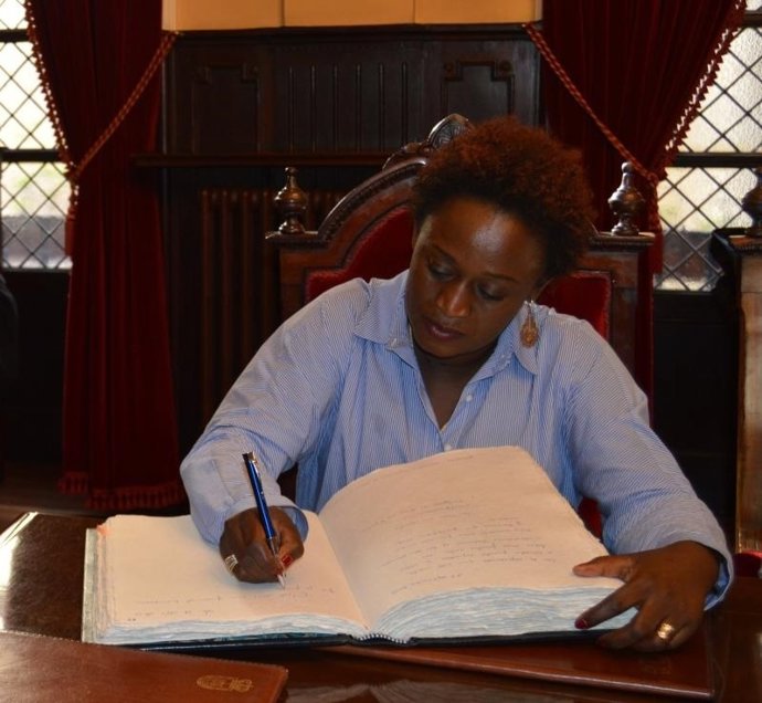 Caddy Adzuba en Oviedo