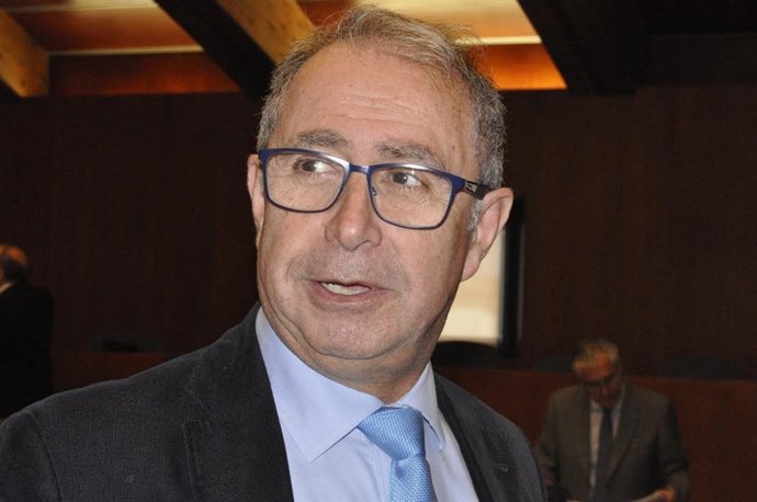 Fernando Gimeno este lunes en la Comisión de Hacienda de las Cortes.