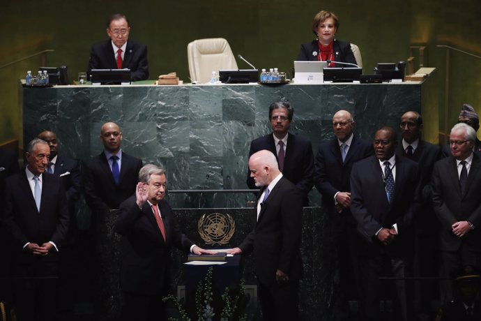Antonio Guterres jura la Carta de Naciones Unidas