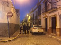Detenido por el crimen de su madre y su hermana en una vivienda de Arahal