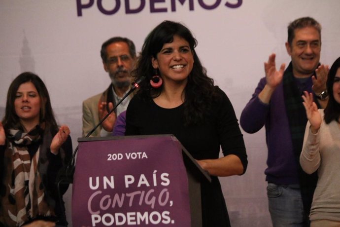 Teresa Rodríguez, en el cierre de campaña en Algeciras