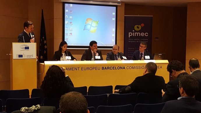 Representantes de Pimec en la delegación de la Comisión Europea en Barcelona.
