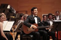 Las Gaunas y Bretón,centros ganadores de los conciertos didácticos de Pablo Sáinz Villegas