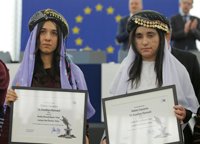 Yazidíes al recoger el Sájarov: "Estado Islámico quería acabar con nuestro honor y hoy Europa nos lo ha devuelto"