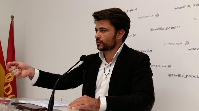 El concejal del PP de Sevilla Beltrán Pérez