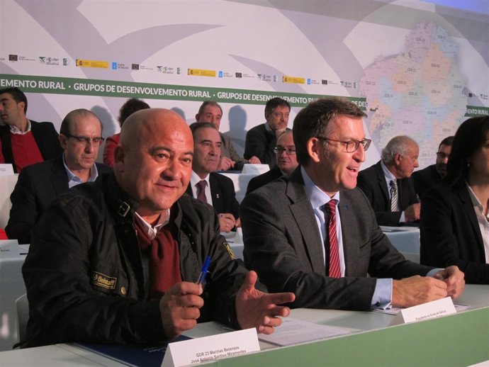 El presidente de la Xunta en la firma de los convenios Xunta-GDR