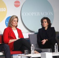 Santamaría censura la quema de fotos del Rey y advierte a Puigdemont sobre sus socios