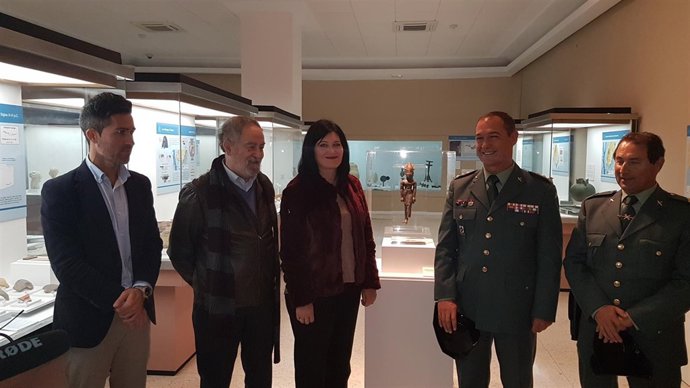 Presentación de estatuilla fenicia en el museo