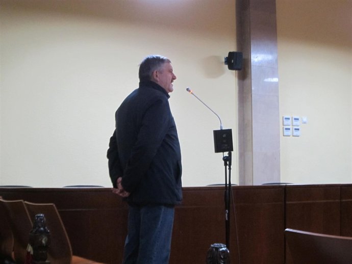 El condenado durante su declaración en el juicio
