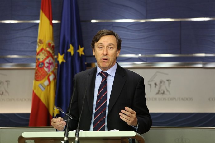Rueda de prensa de Rafael Hernando en el Congreso