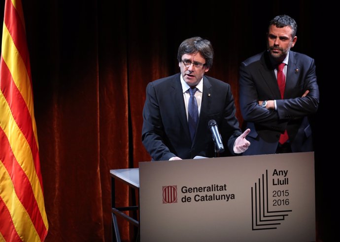 El pte.C.Puigdemont y el conseller S.Vila, Any Llull