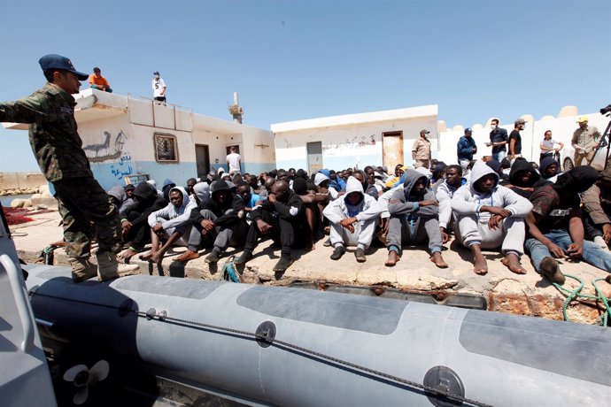 Inmigrantes detenidos en Libia