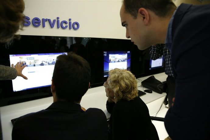 Manuela Carmena y  José Manuel Calvo