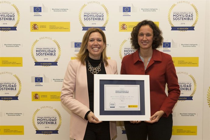 Elvira Maeso recoge un galardónen para el Ayuntamiento en Madrid 