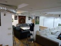 Dos detenidos acusados de tráfico de drogas tras el registro de una bajera en Pamplona