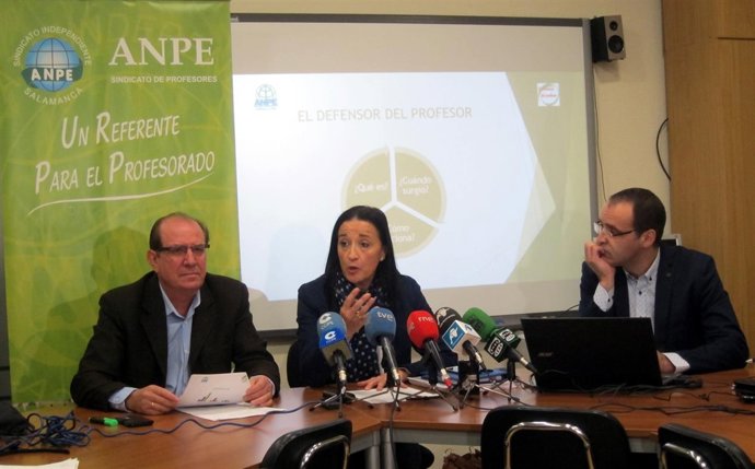 Nicolás Ávila, Pilar Gredilla y Jesús Niño, de izquierda a derecha