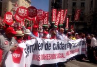 UGT y CCOO se movilizan en las capitales andaluzas por la recuperación de derechos