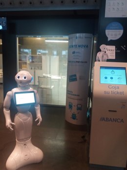 Robot Abanca presentado en A Coruña.
