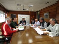 La Junta y las organizaciones agrarias pedirán a la UE, a través del Mapama, el cambio de régimen del lobo